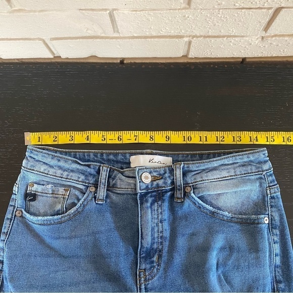 KanCan Women's Mid Rise Distressed Skinny Jeans Medium Wash Size 26 stretch - Picture 6 of 9